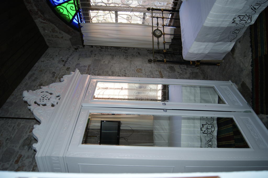 Mahzen Hotel Ayvalik Exterior foto